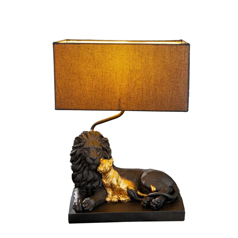 Tischleuchte – Löwenfigur, Metallische Optik, Schwarzes Finish - Lionheart | Gilde