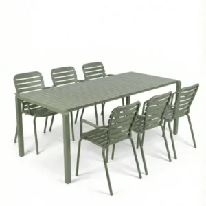 Gartenmöbel-Set Vondel mit rechteckigem Aluminiumtisch und sechs grünen Armlehnstühlen in Gesamtansicht.