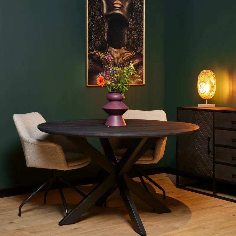 Esszimmertisch - Mangoholz Schwarz, Spinnengestell, Runde Form, 140 cm – New York | Starfurn