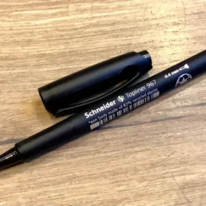 schwarzer Fineliner